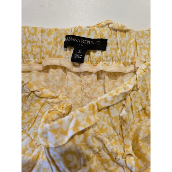 Banana Republic Women’s Yellow Floral Print Drawstring Shorts – Size Small - Picture 7 of 8